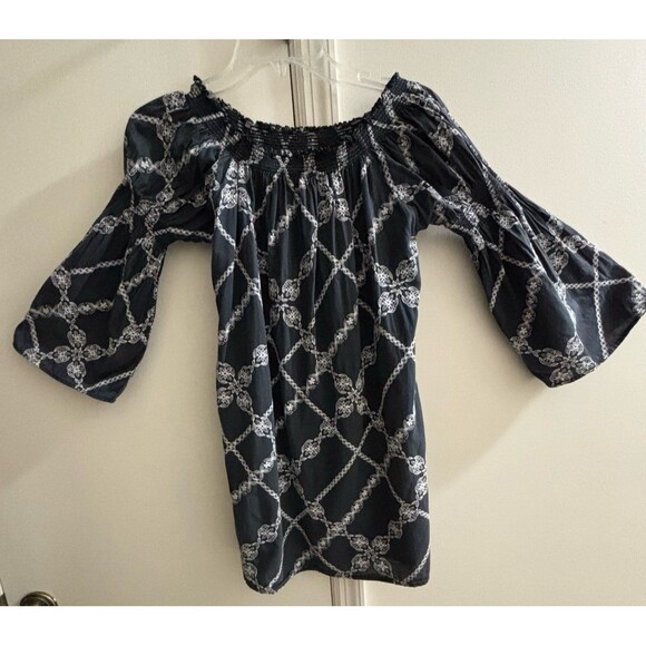 Rebecca Virtue Puff or Off Shoulder Top - Picture 2 of 9